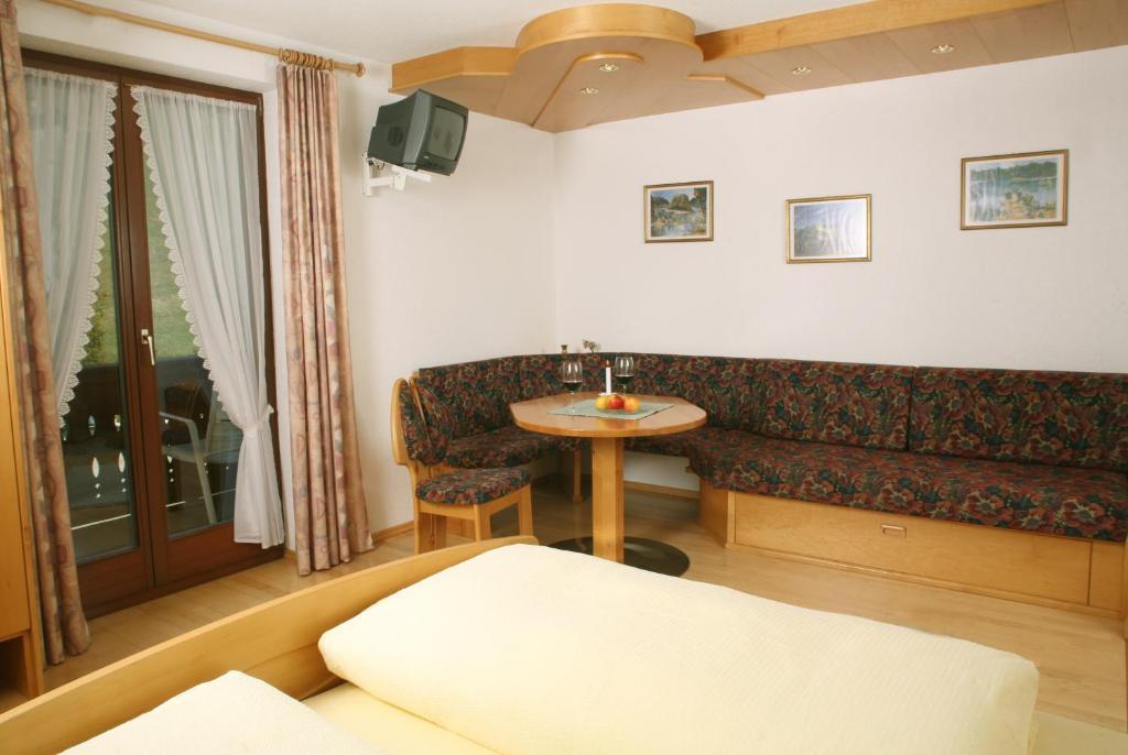 Gaestehaus Ortner Liesing Room photo